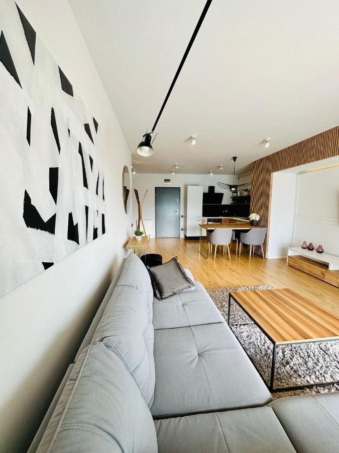Kharisma Apartment-Free Parking-Ultracentral Cluj-Napoca Exterior photo